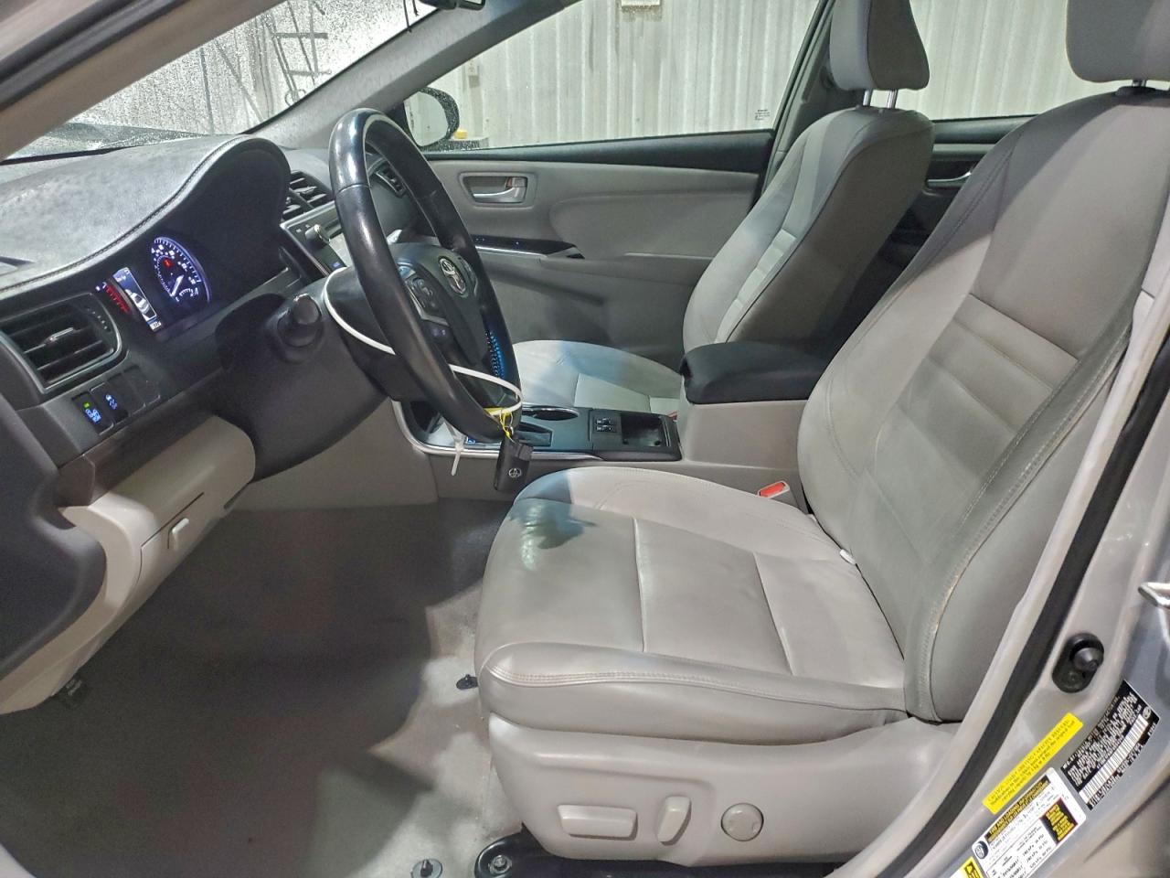 TOYOTA CAMRY XSE