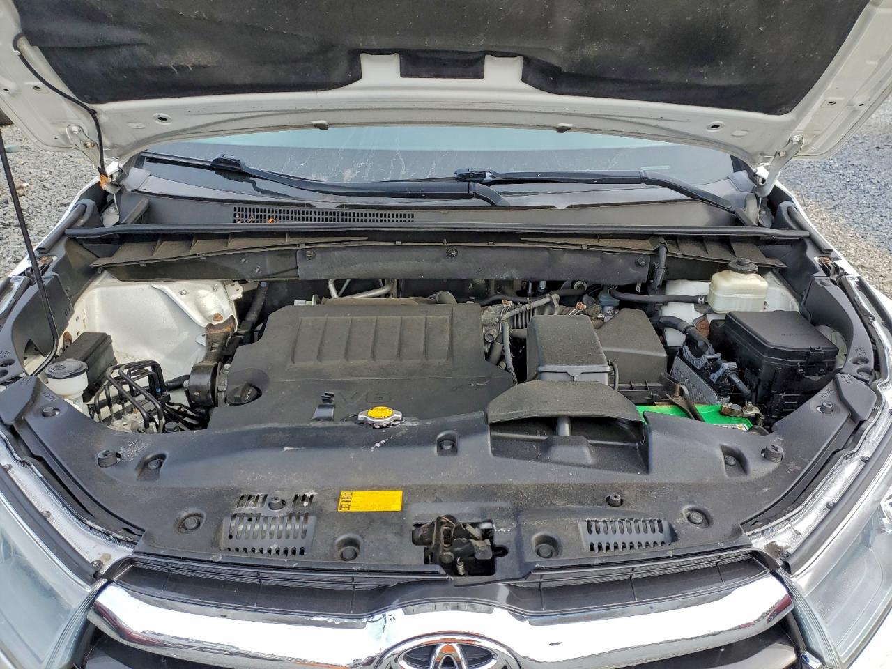 TOYOTA HIGHLANDER LE