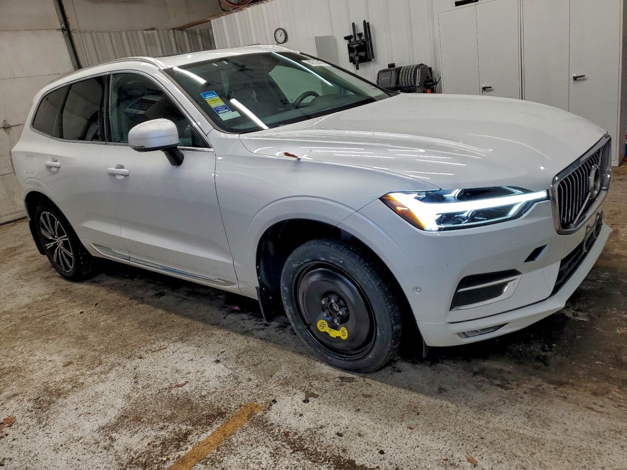 VOLVO XC60 T5 INSCRIPTION