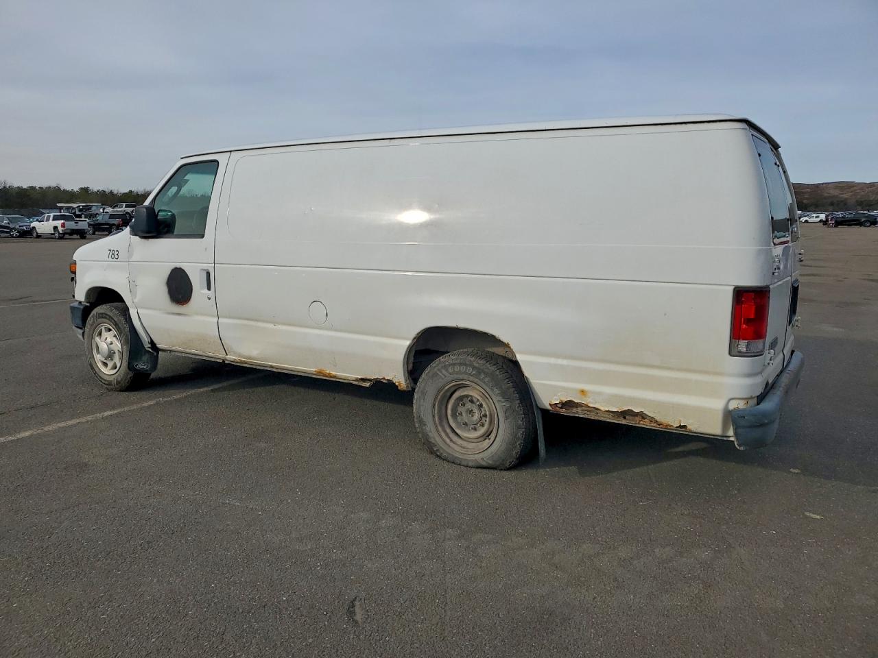 FORD ECONOLINE E350 SUPER DUTY VAN