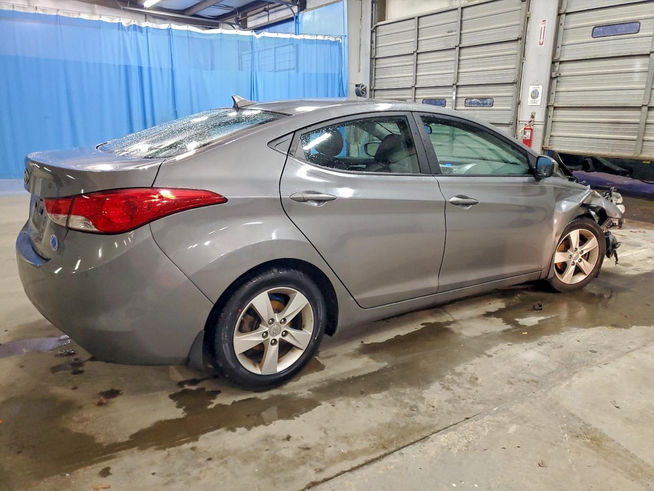 HYUNDAI ELANTRA GLS