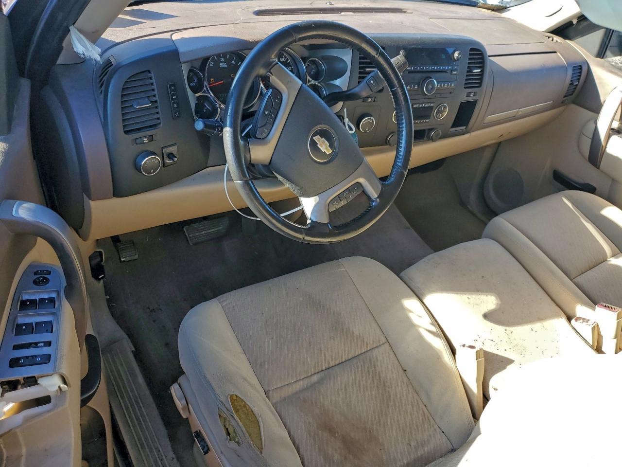 CHEVROLET SILVERADO K1500 LT