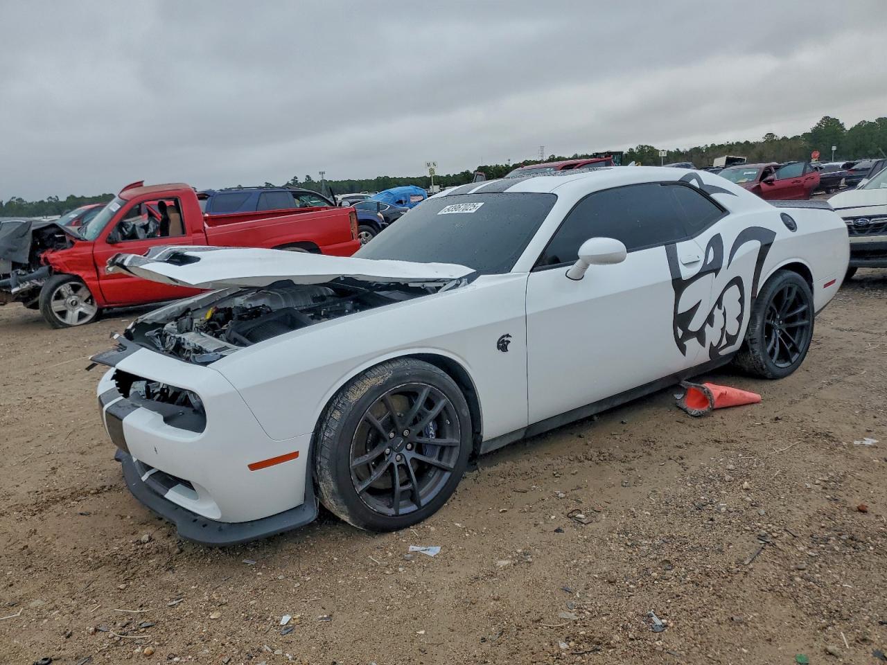 DODGE CHALLENGER SRT HELLCAT