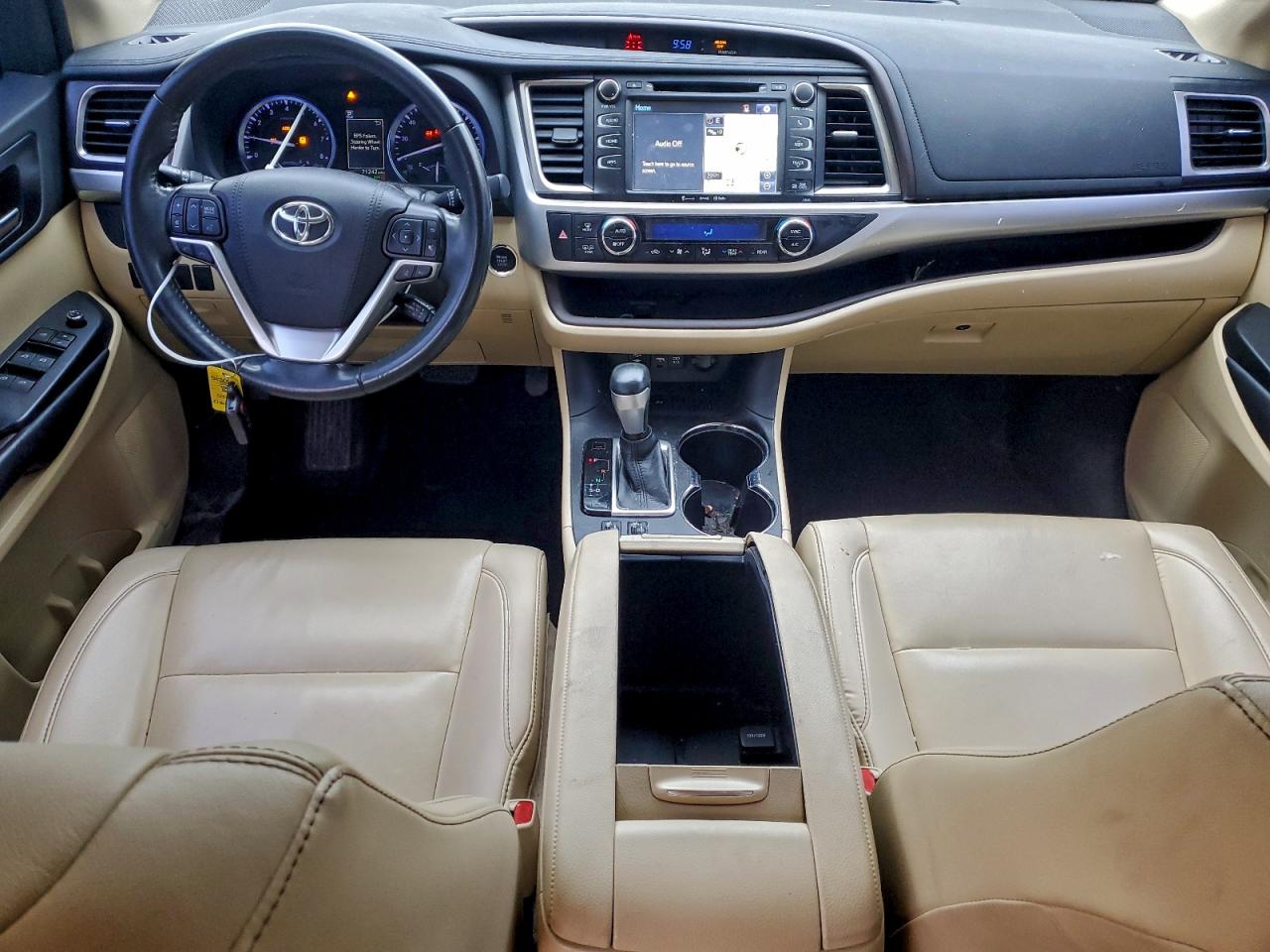 TOYOTA HIGHLANDER SE