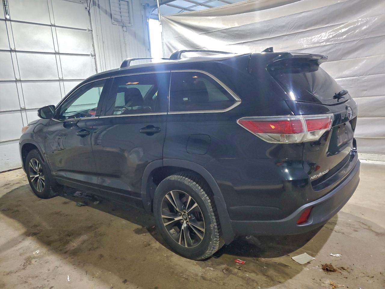 TOYOTA HIGHLANDER XLE