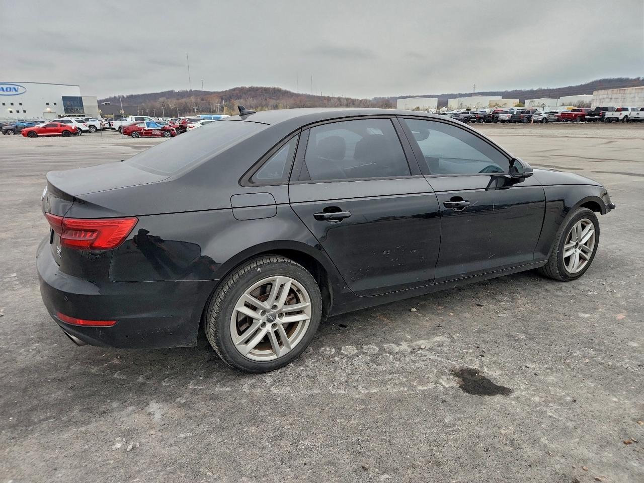 AUDI A4 PREMIUM