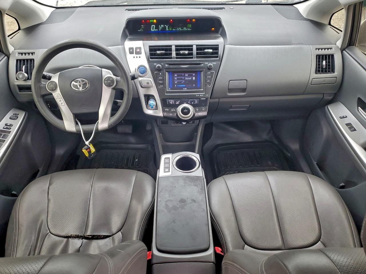 Lot #3316698523 2012 TOYOTA PRIUS V