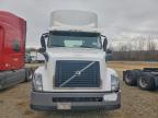 Lot #3319085272 2018 VOLVO VN VNL