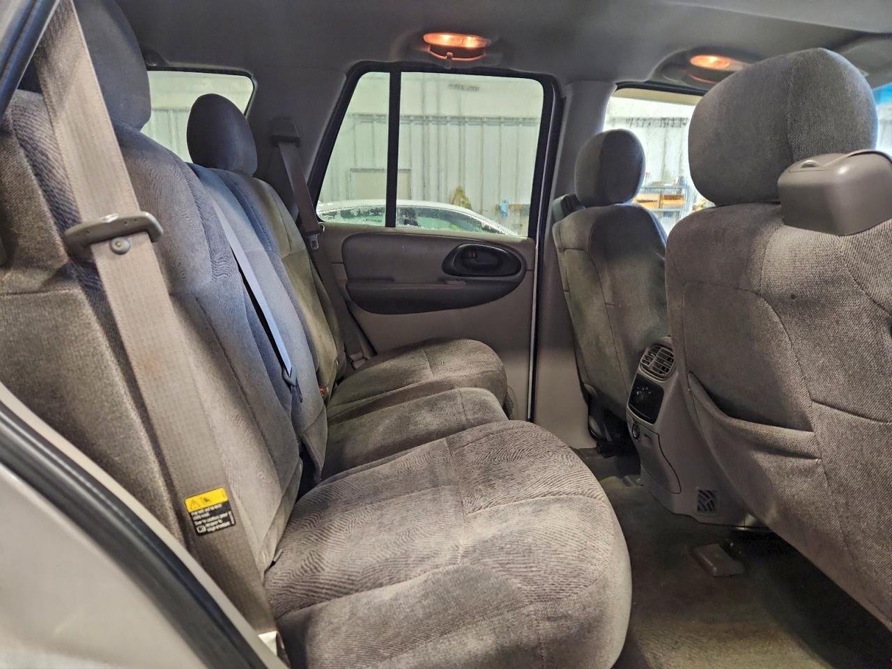 Lot #3311756793 2004 CHEVROLET TRAILBLAZE