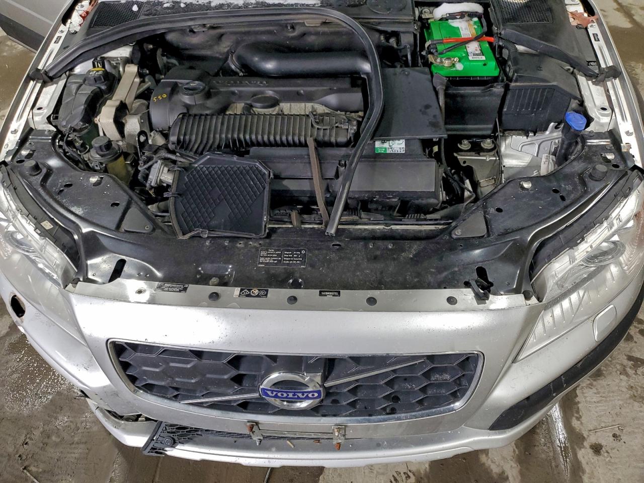 Lot #3317760112 2016 VOLVO XC70 T5 PL