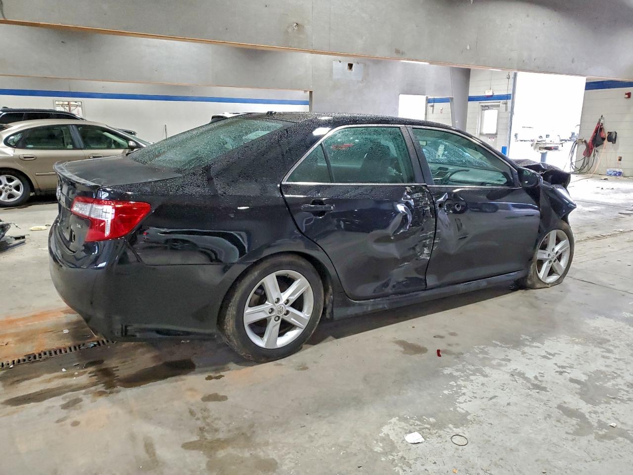TOYOTA CAMRY L