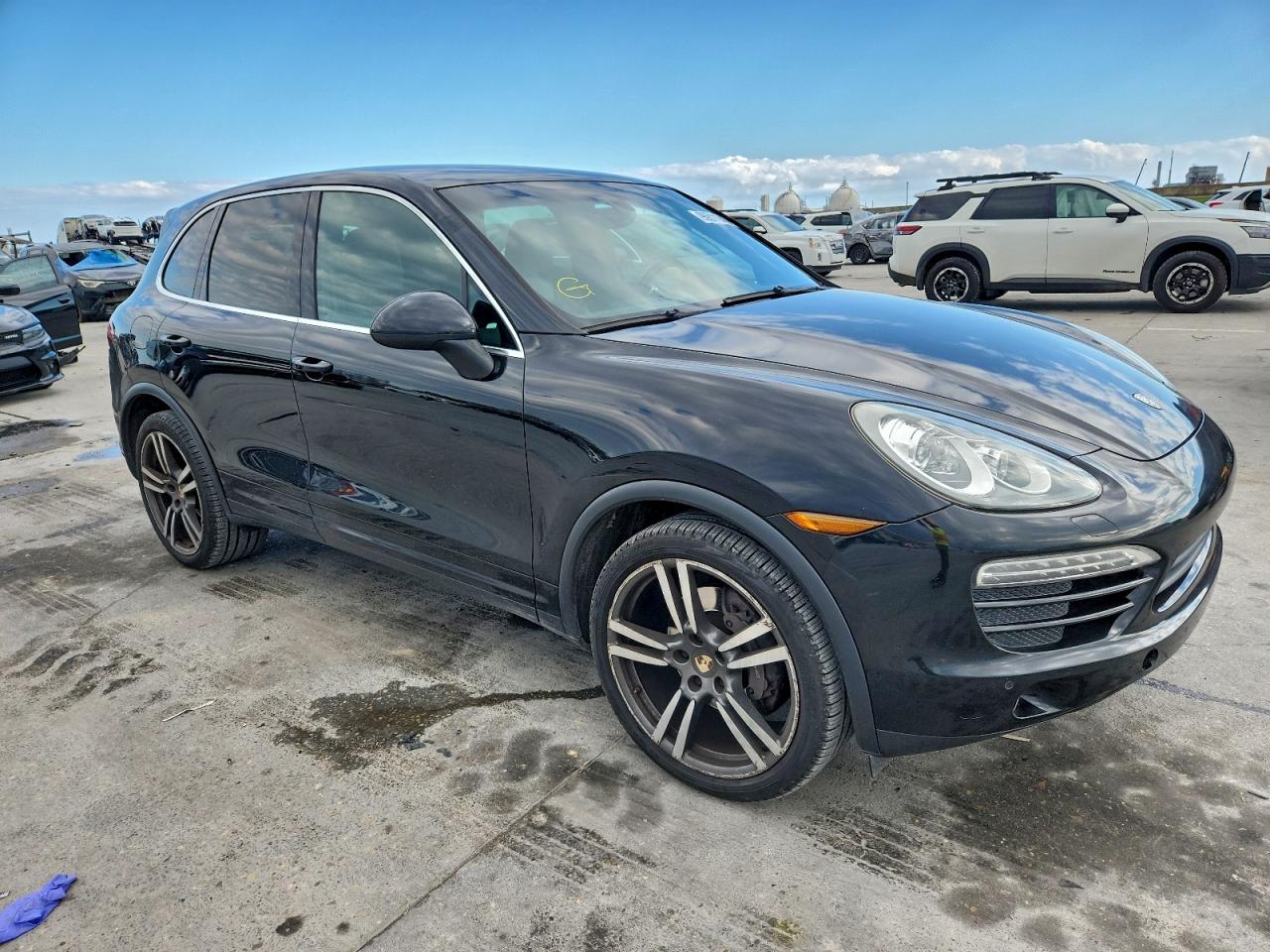 PORSCHE CAYENNE