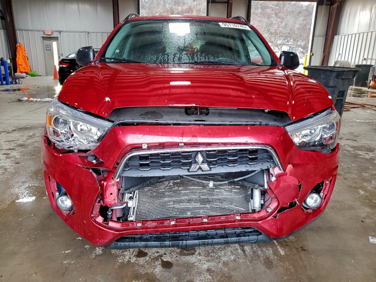 MITSUBISHI OUTLANDER LE