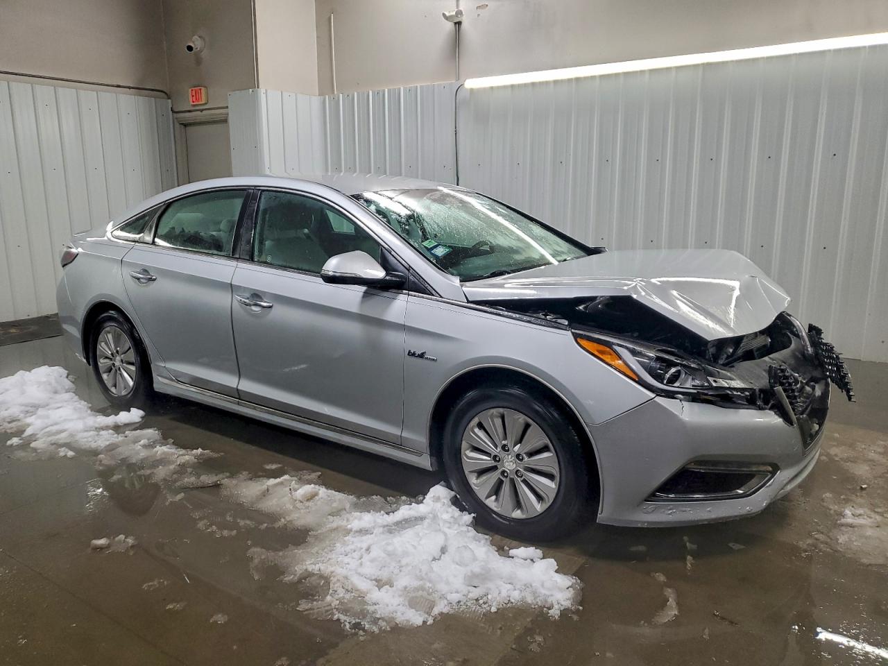 HYUNDAI SONATA HYBRID