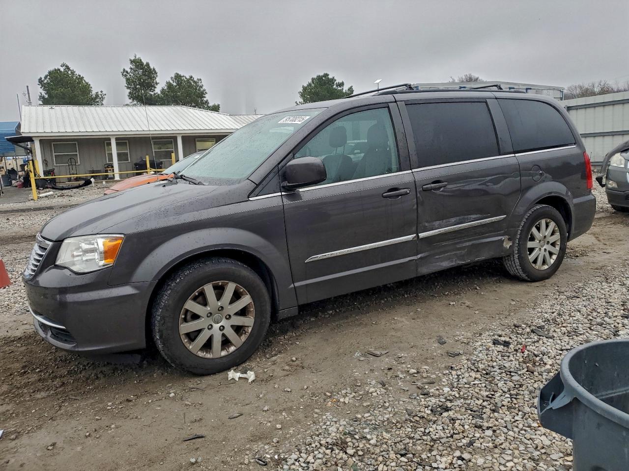 CHRYSLER TOWN & COUNTRY TOURING