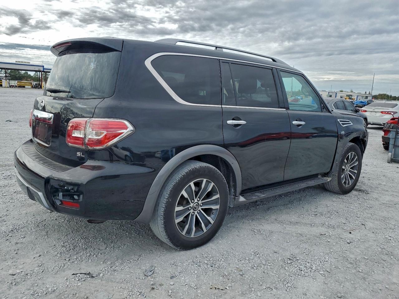NISSAN ARMADA SV