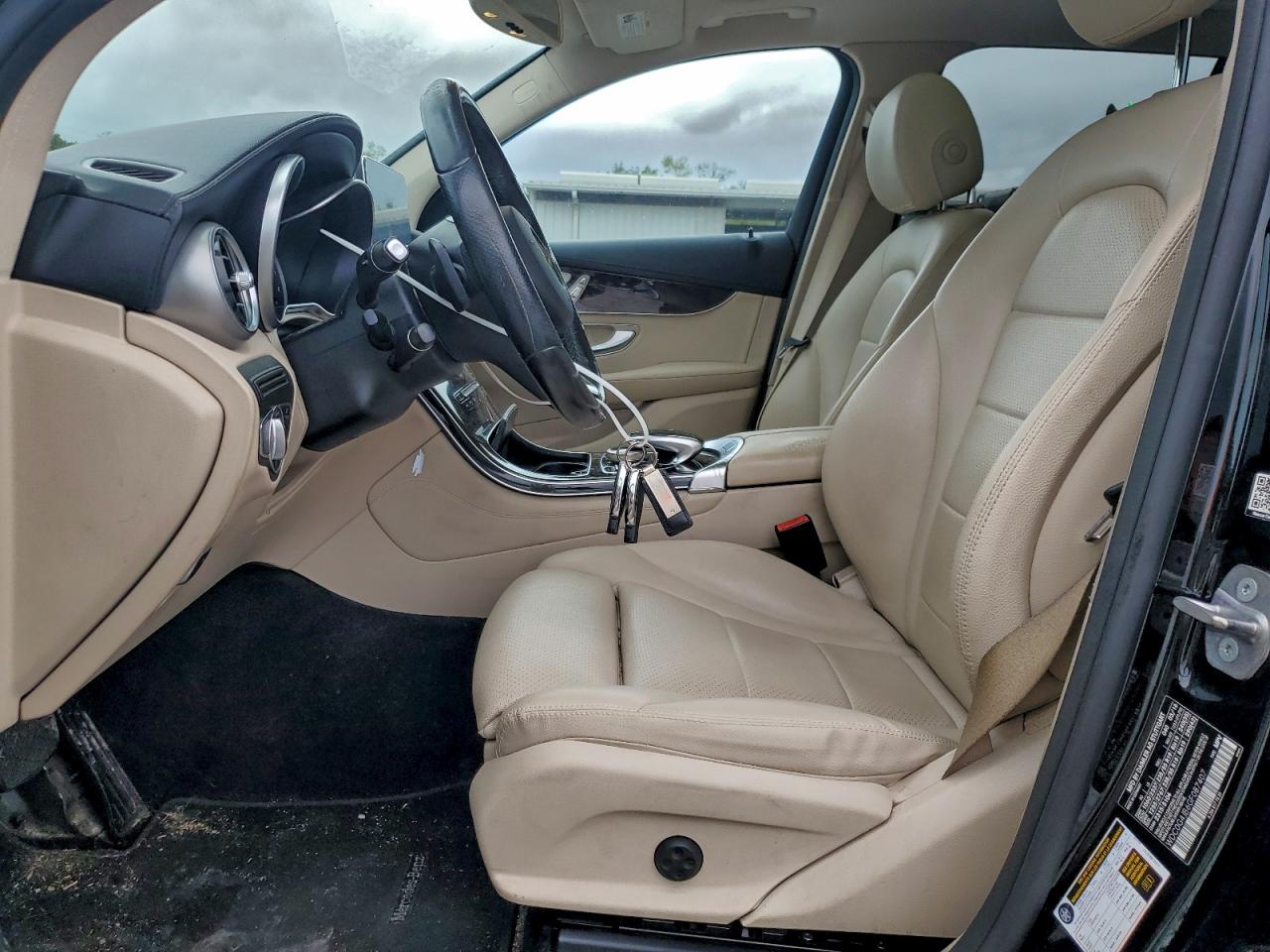 MERCEDES-BENZ GLC-CLASS 300