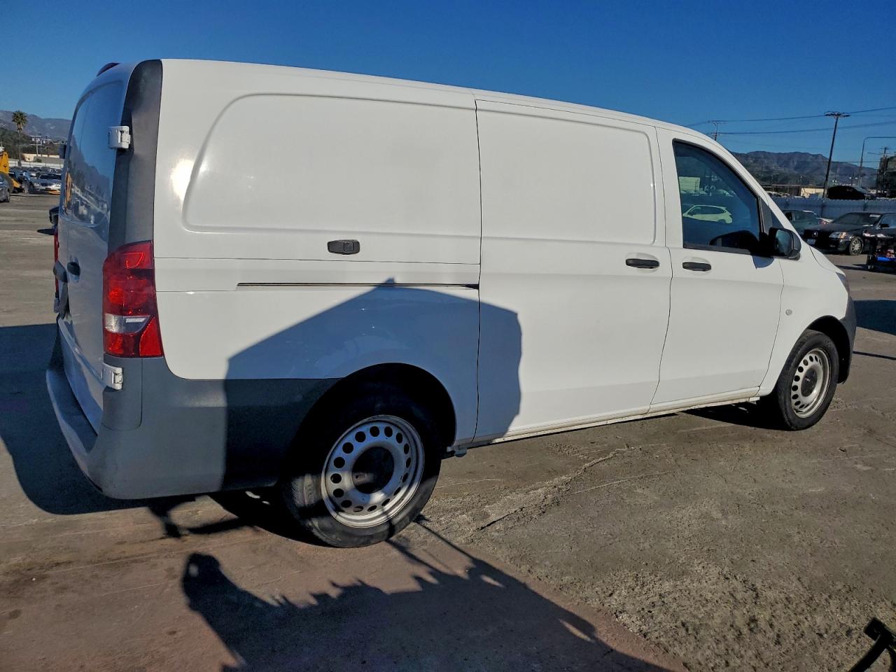 Lot #3311724230 2021 MERCEDES-BENZ METRIS