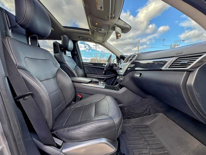 2016 MERCEDES-BENZ GL 550 4MA #3302068121