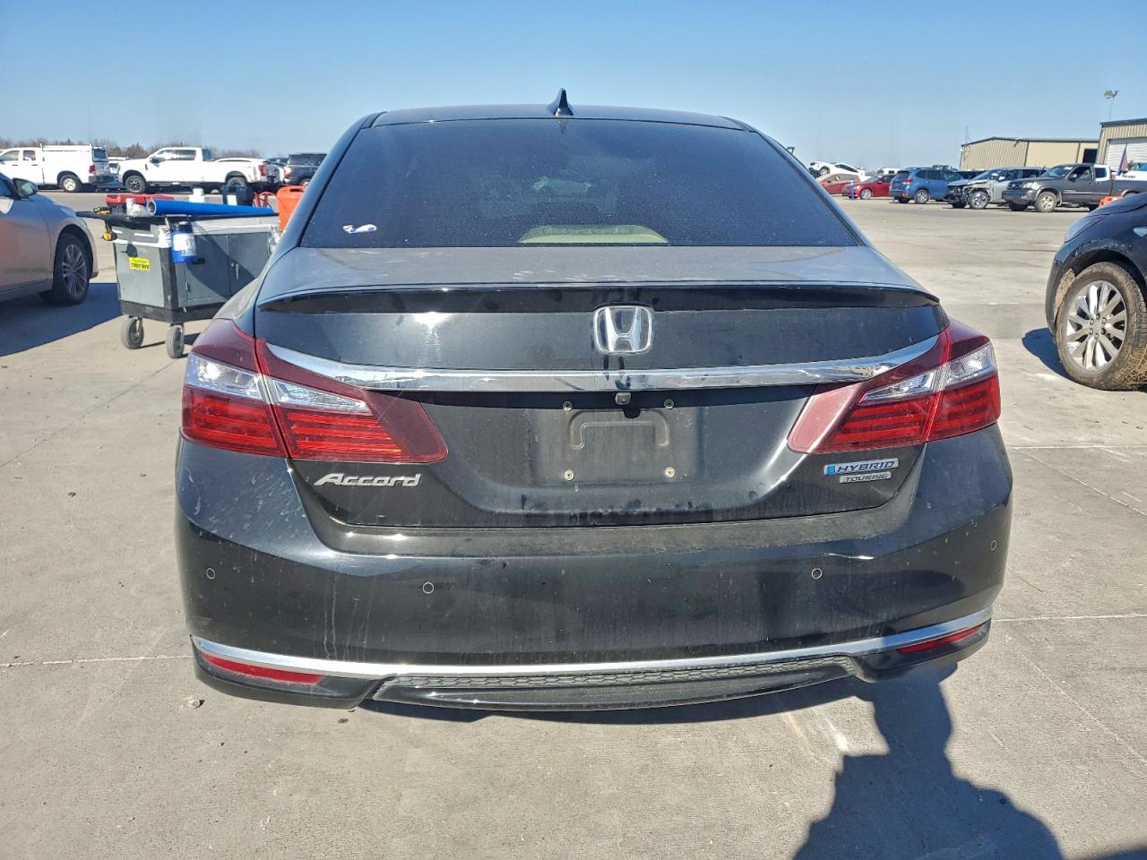 Lot #3317805090 2017 HONDA ACCORD TOU