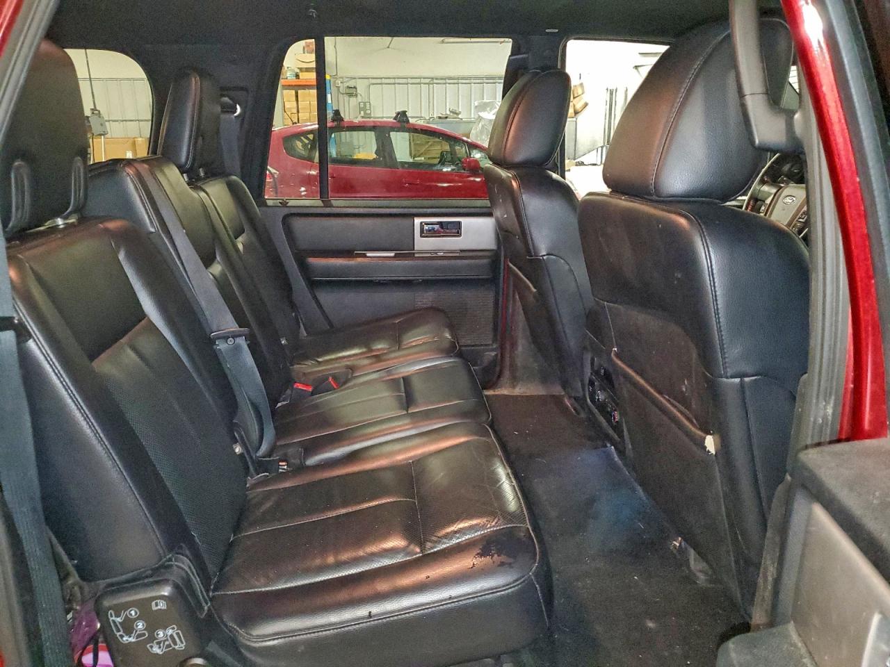 FORD EXPEDITION EL XLT