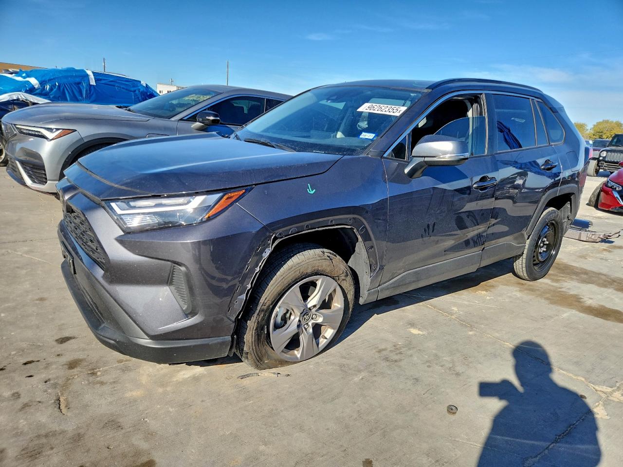 TOYOTA RAV4 XLE