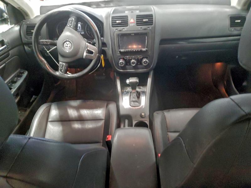 2010 VOLKSWAGEN JETTA TDI #3304783957