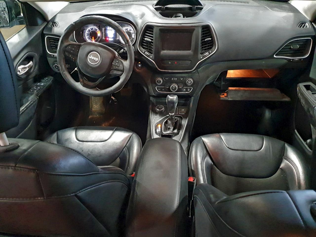 JEEP GRAND CHEROKEE LATITUDE PLUS