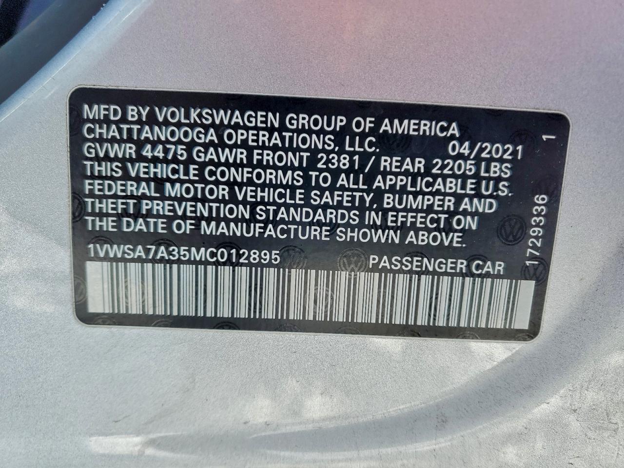 VOLKSWAGEN PASSAT SE