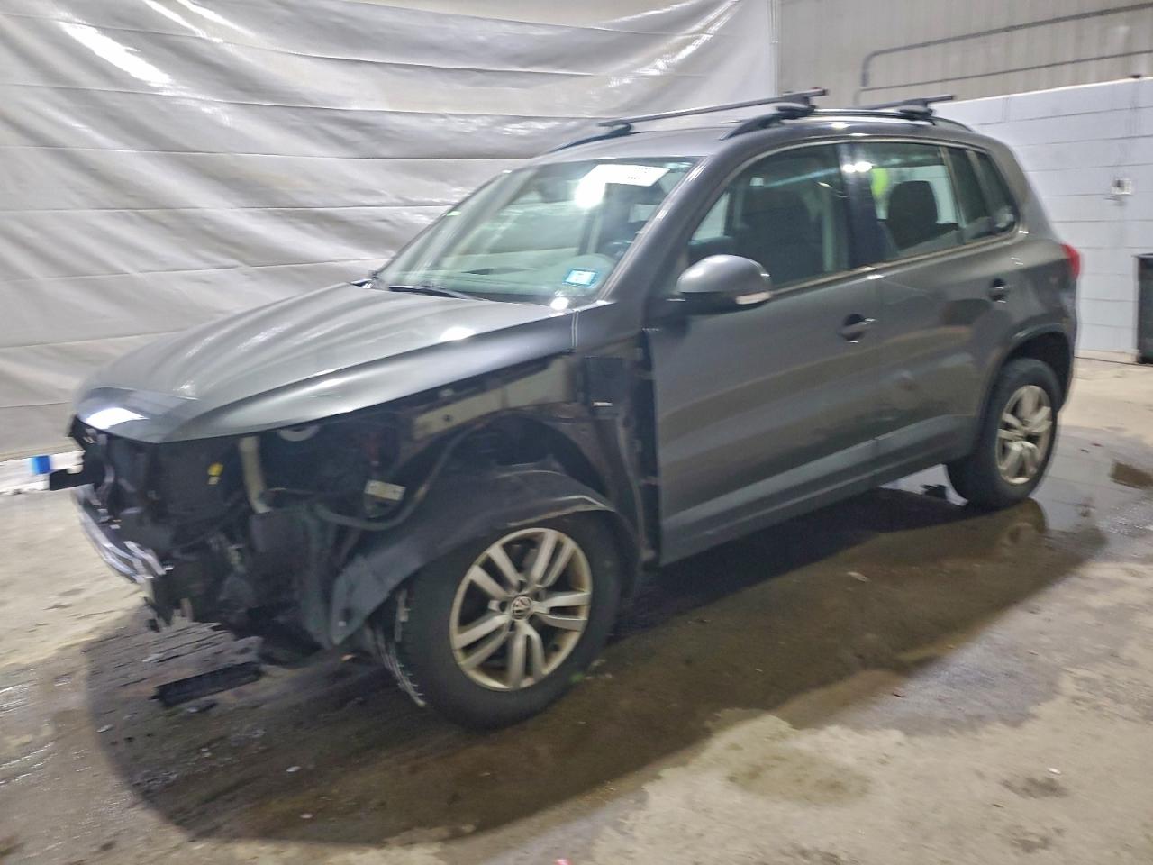 VOLKSWAGEN TIGUAN S