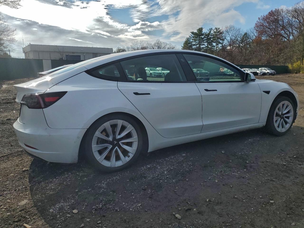 Lot #3315688711 2022 TESLA MODEL 3