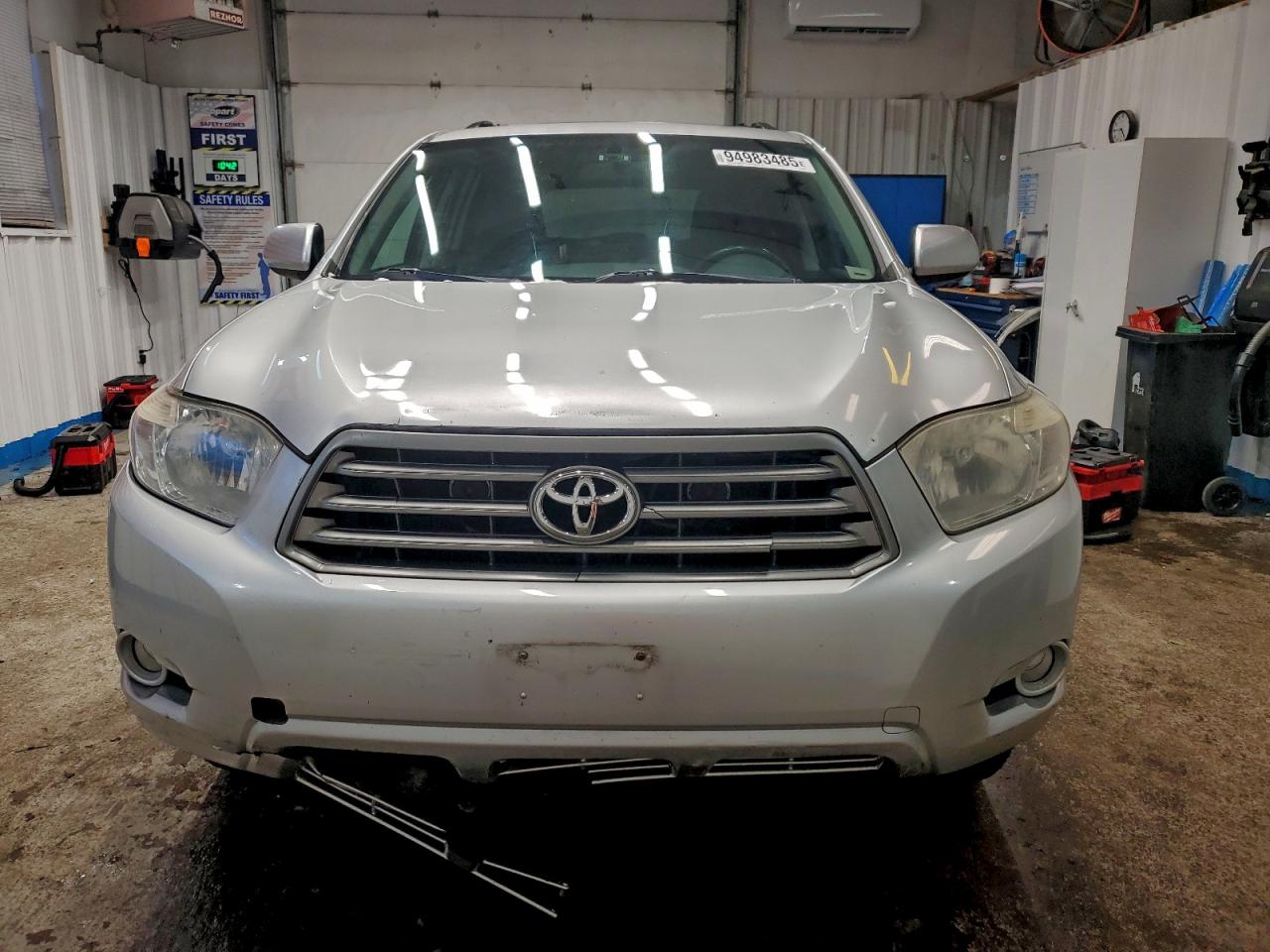 TOYOTA HIGHLANDER SE