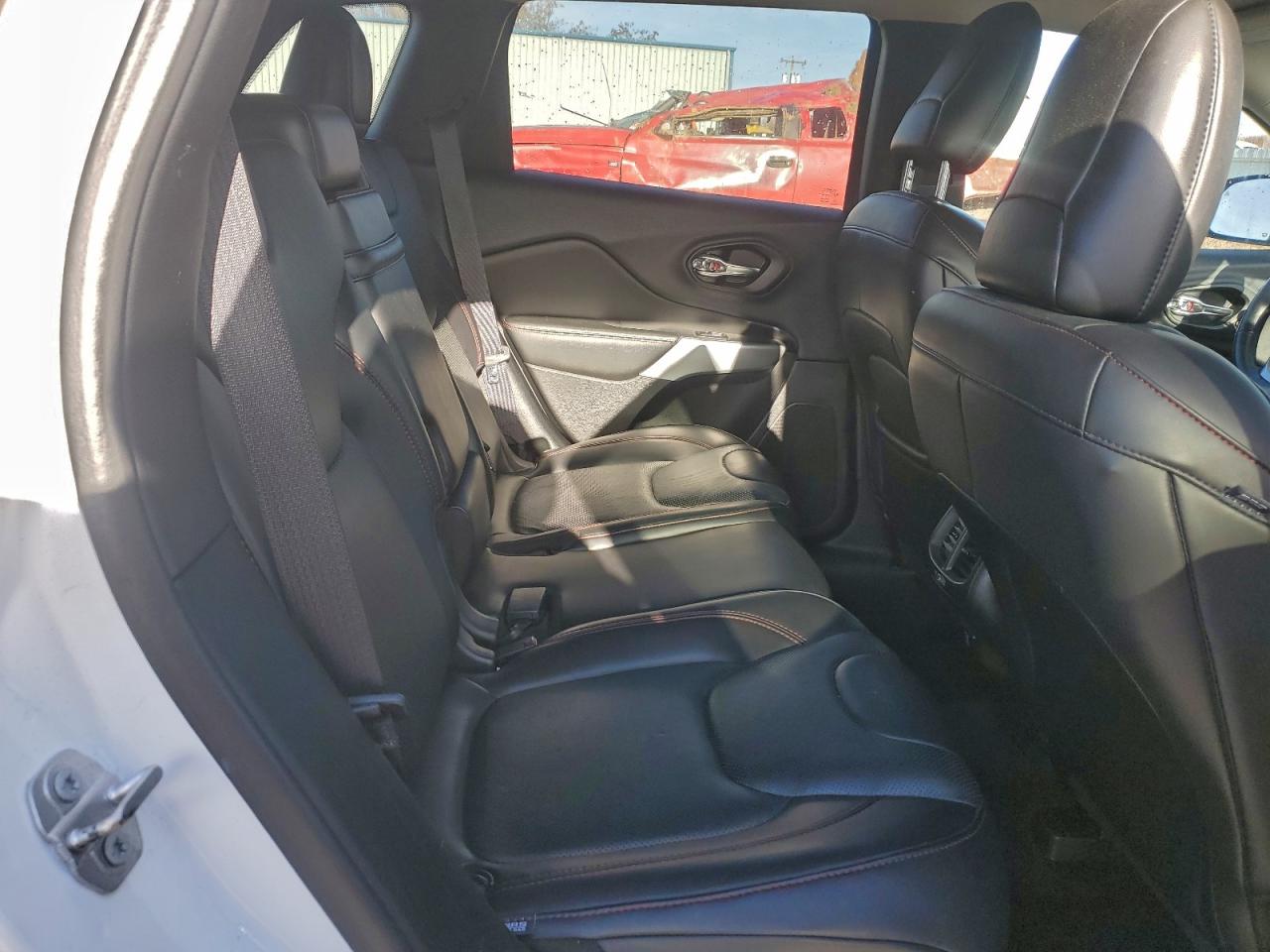 JEEP CHEROKEE TRAILHAWK