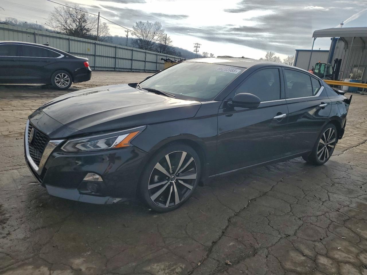 NISSAN ALTIMA PLATINUM