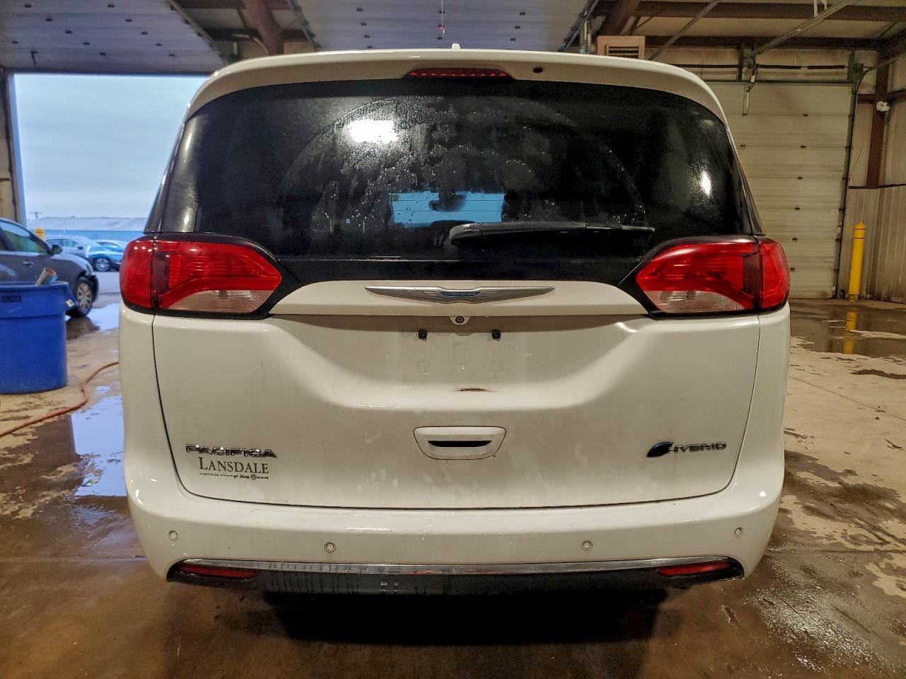 CHRYSLER PACIFICA HYBRID LIMITED