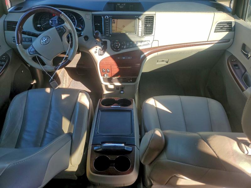 2012 TOYOTA SIENNA XLE #3302748029