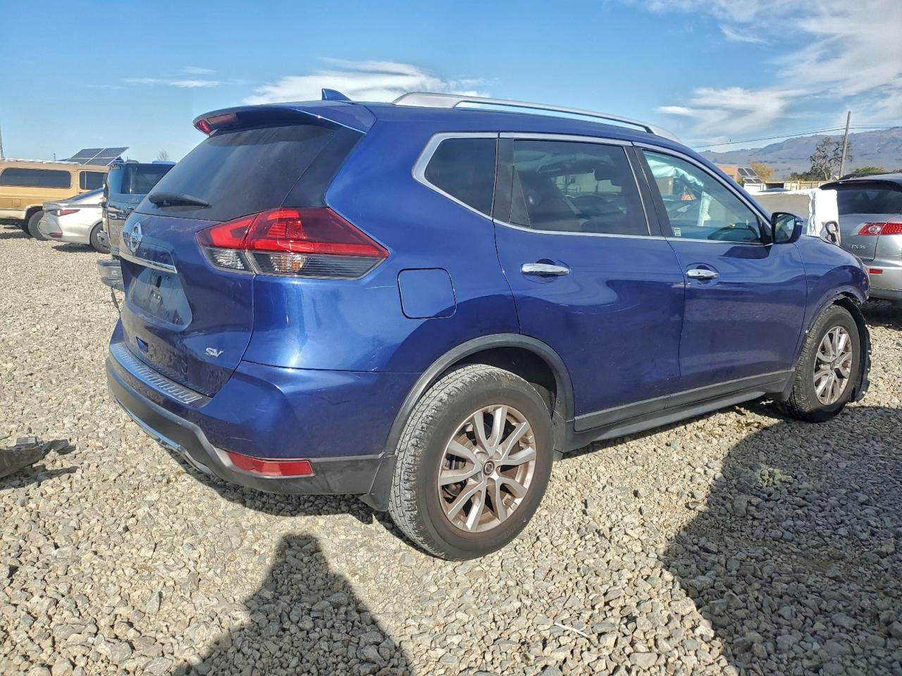 Lot #3317026097 2018 NISSAN ROGUE S