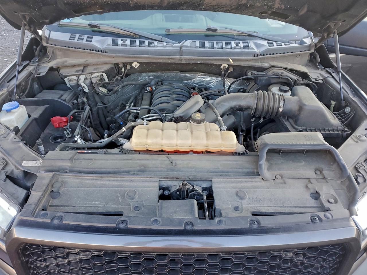 FORD F-150 SUPER CAB