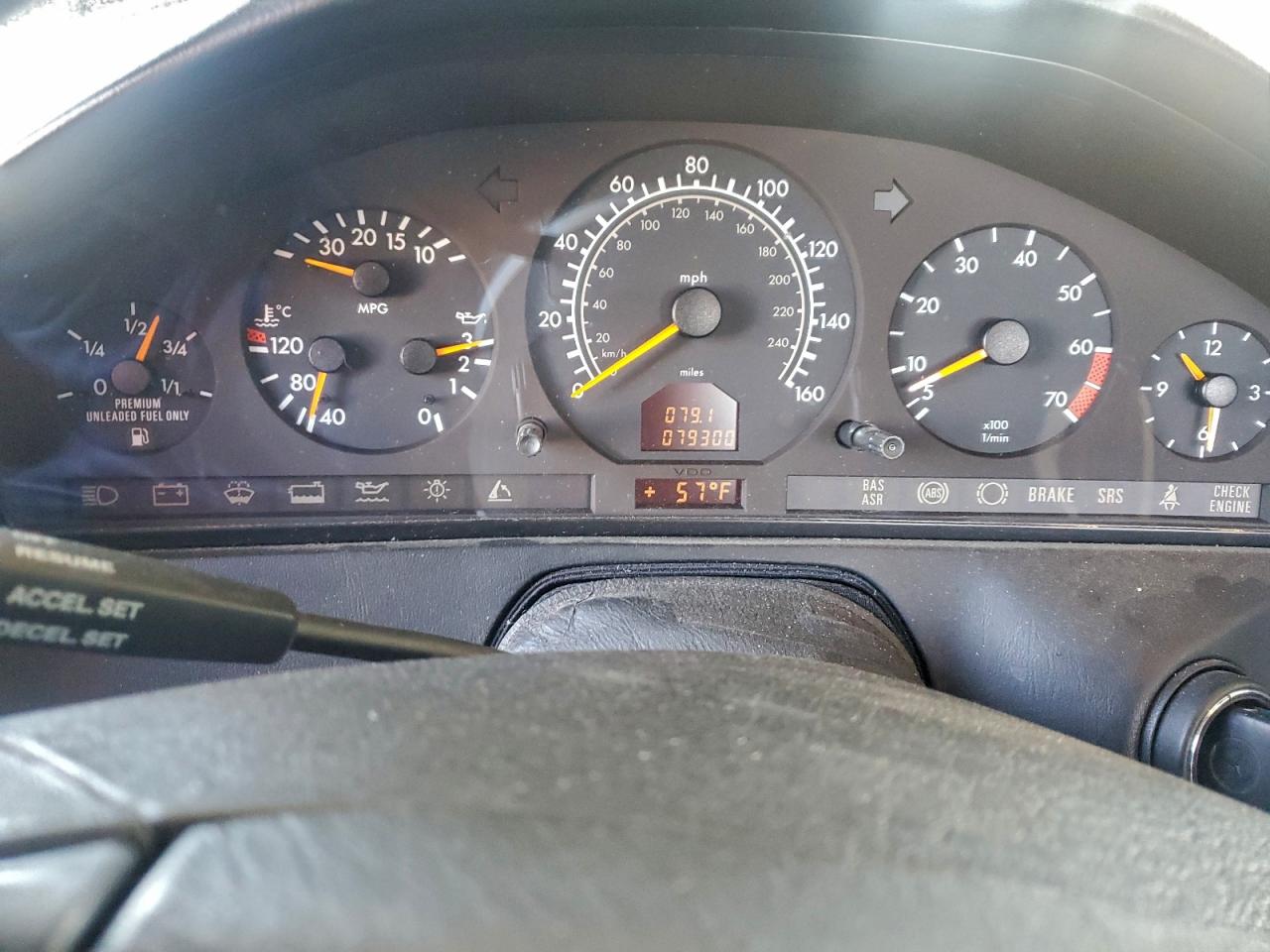 Lot #3305603866 1998 MERCEDES-BENZ SL 500