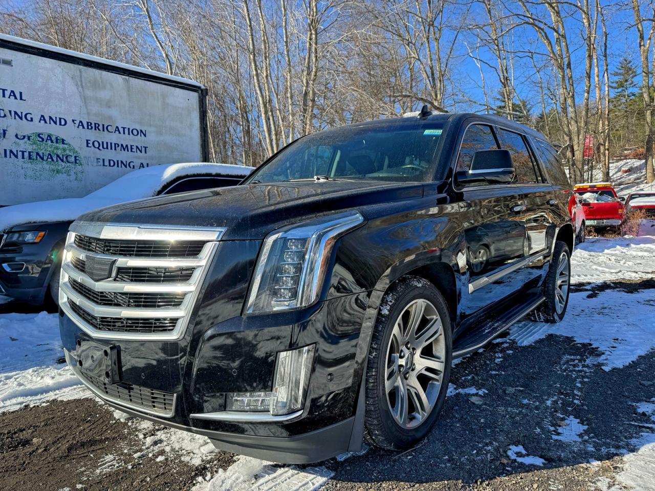 CADILLAC ESCALADE LUXURY