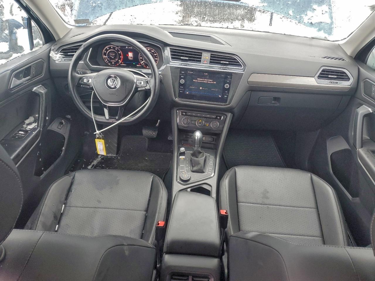 VOLKSWAGEN TIGUAN SE