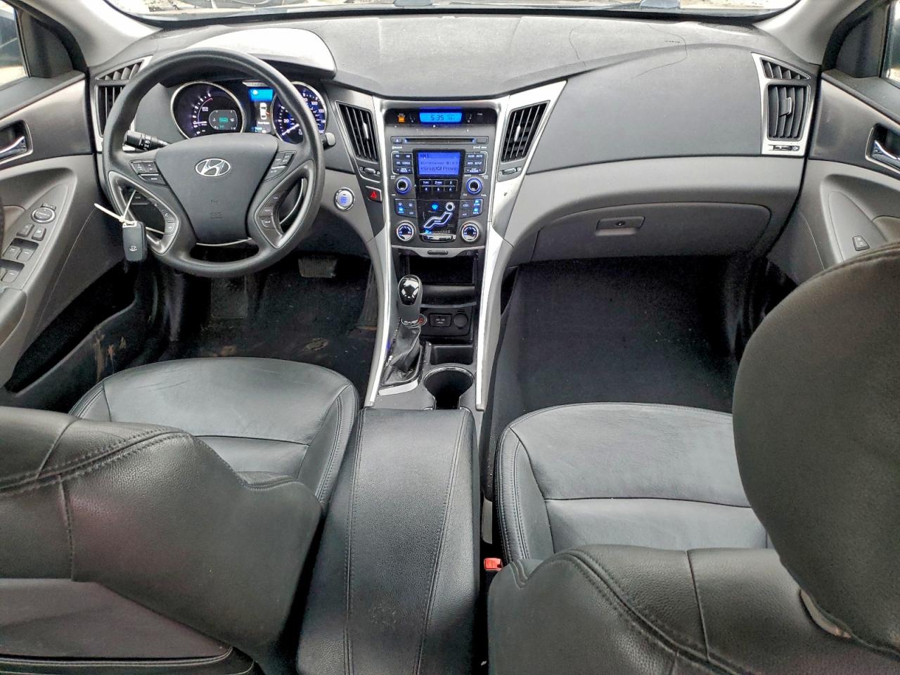 HYUNDAI SONATA HYBRID