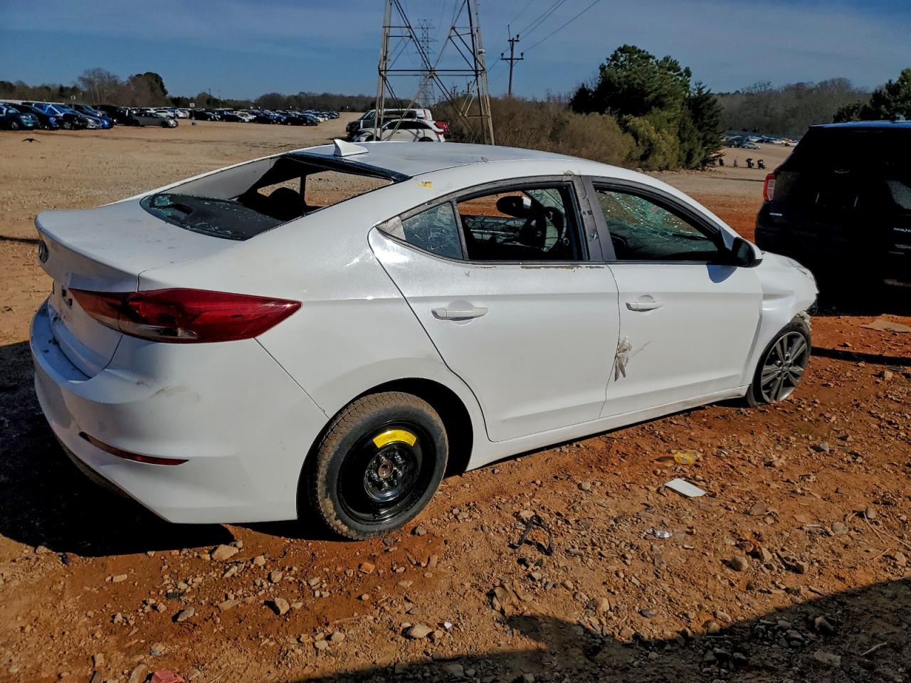 Lot #3310332952 2018 HYUNDAI ELANTRA SE