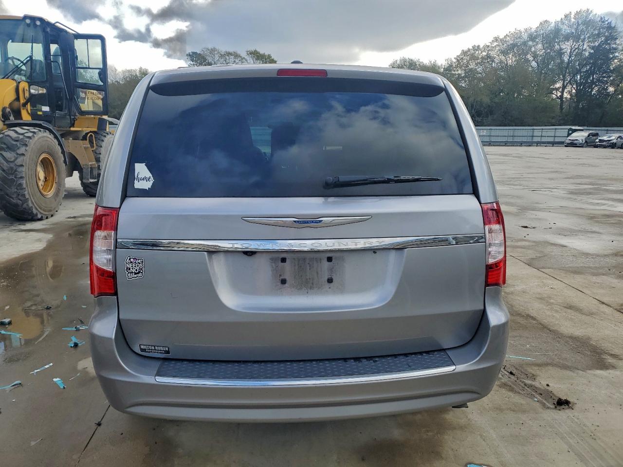 Lot #3308339056 2016 CHRYSLER TOWN & COU