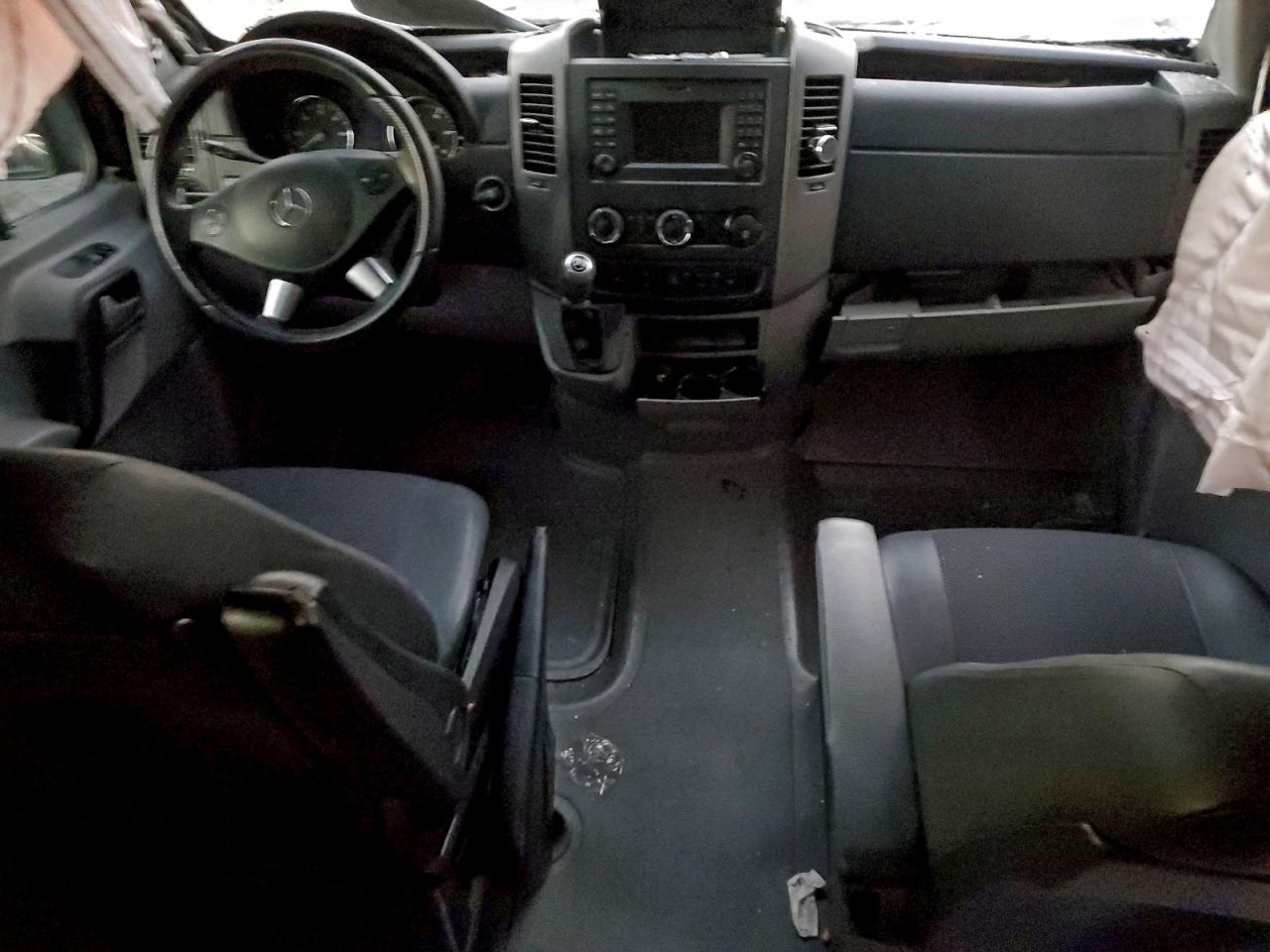 MERCEDES-BENZ SPRINTER 2500