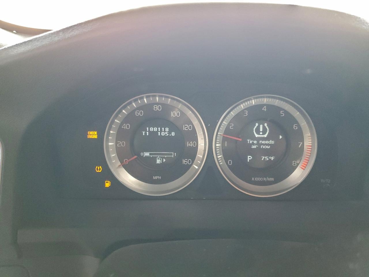 Lot #3318054384 2013 VOLVO S60 T5