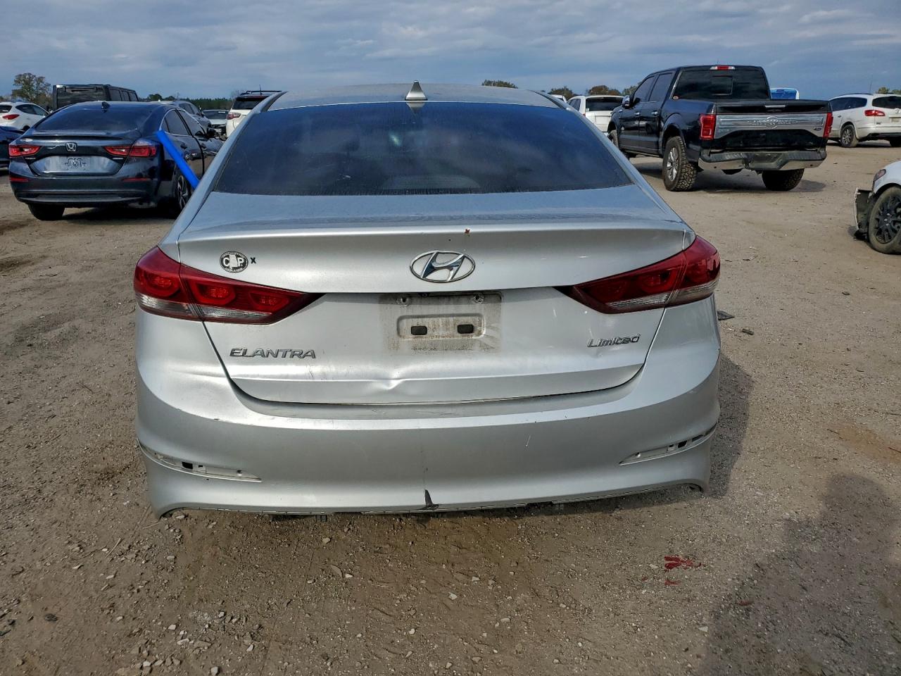 HYUNDAI ELANTRA SEL