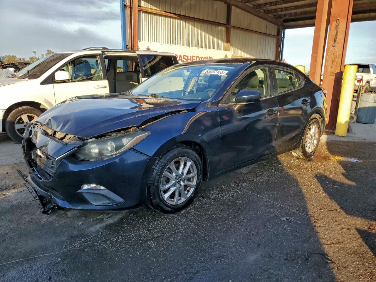 MAZDA 3 TOURING