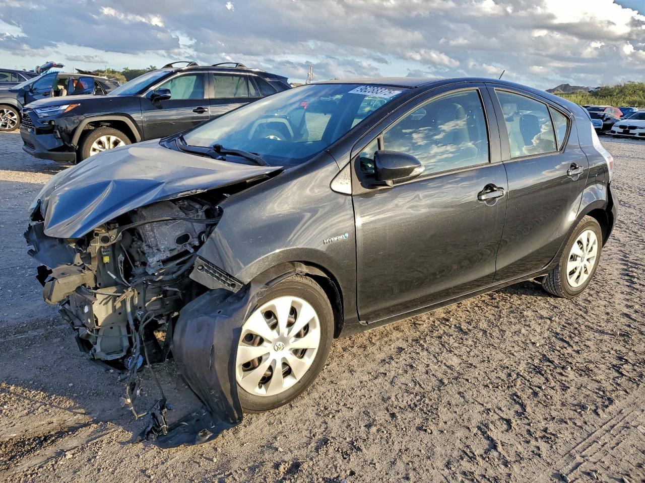 Lot #3311502276 2014 TOYOTA PRIUS C