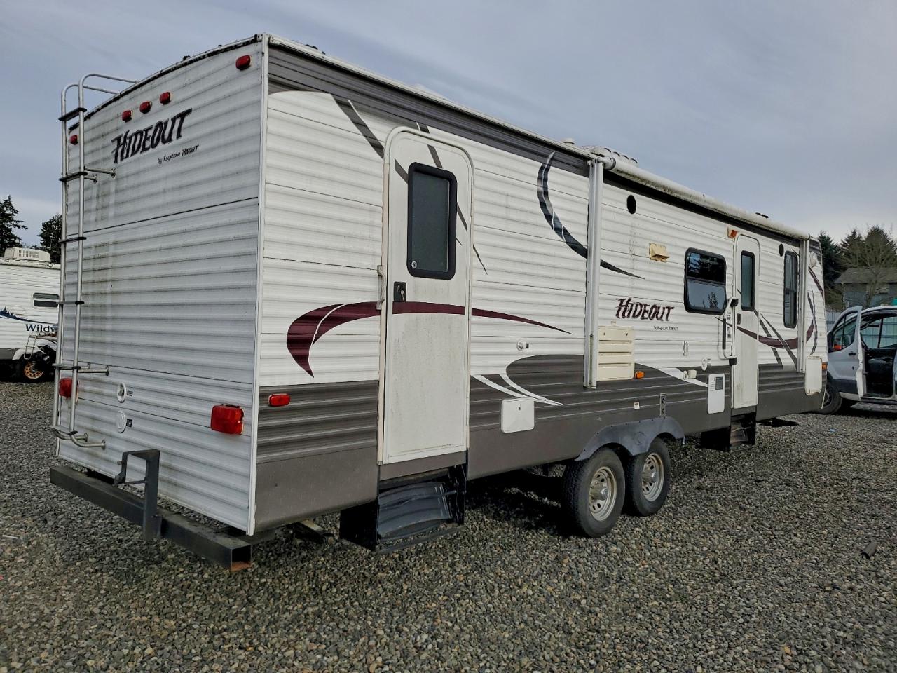 Lot #3316748401 2014 HORNET 28BHS